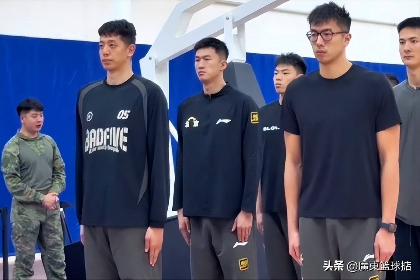 开云登录入口-包含转折点！深圳男篮更衣室发声，CBA常规赛国际比赛日攻防权衡，管理层满意，赛程密集仍需轮换的词条