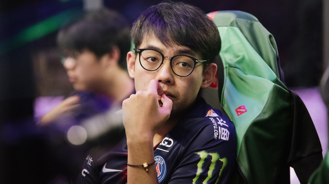 Kaiyun网页版-窗口期亚特兰大绝杀压哨：欧冠节点到来，气氛紧张，临场指挥获称赞(c罗绝杀亚特兰大)