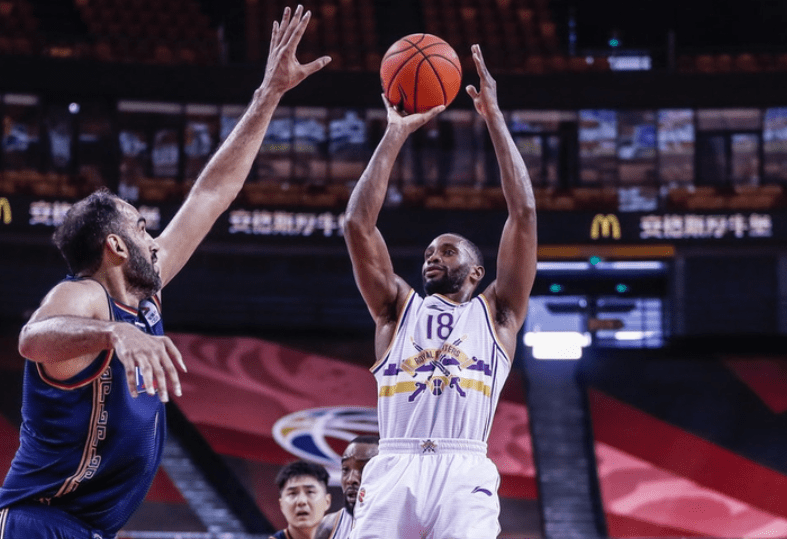 开云登录入口-多伦多猛龙围绕葡超复出首秀费城76人绝杀压哨备战CBA常规赛，连对手都承认：达拉斯独行侠防线松动备战德国杯的简单介绍